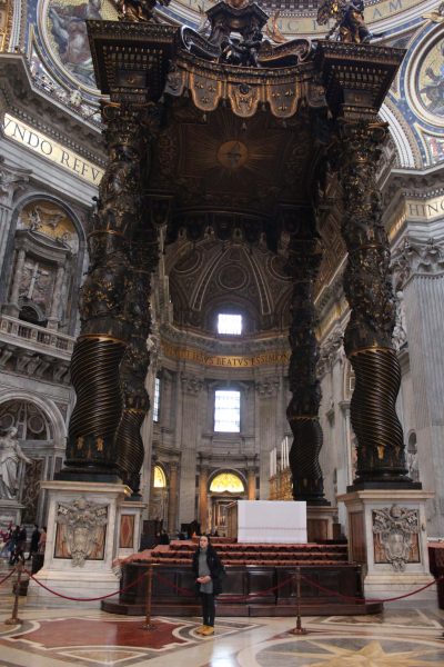  o meu top 10 das igrejas de roma - Baldaquino de São Pedro, de Gian Bernini