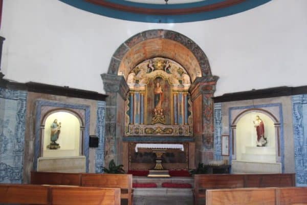 Interior da Capela Nossa Senhora dos Remédios