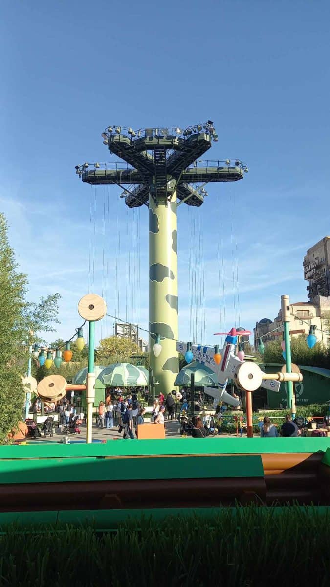 Toy Soldiers Parachute Drop