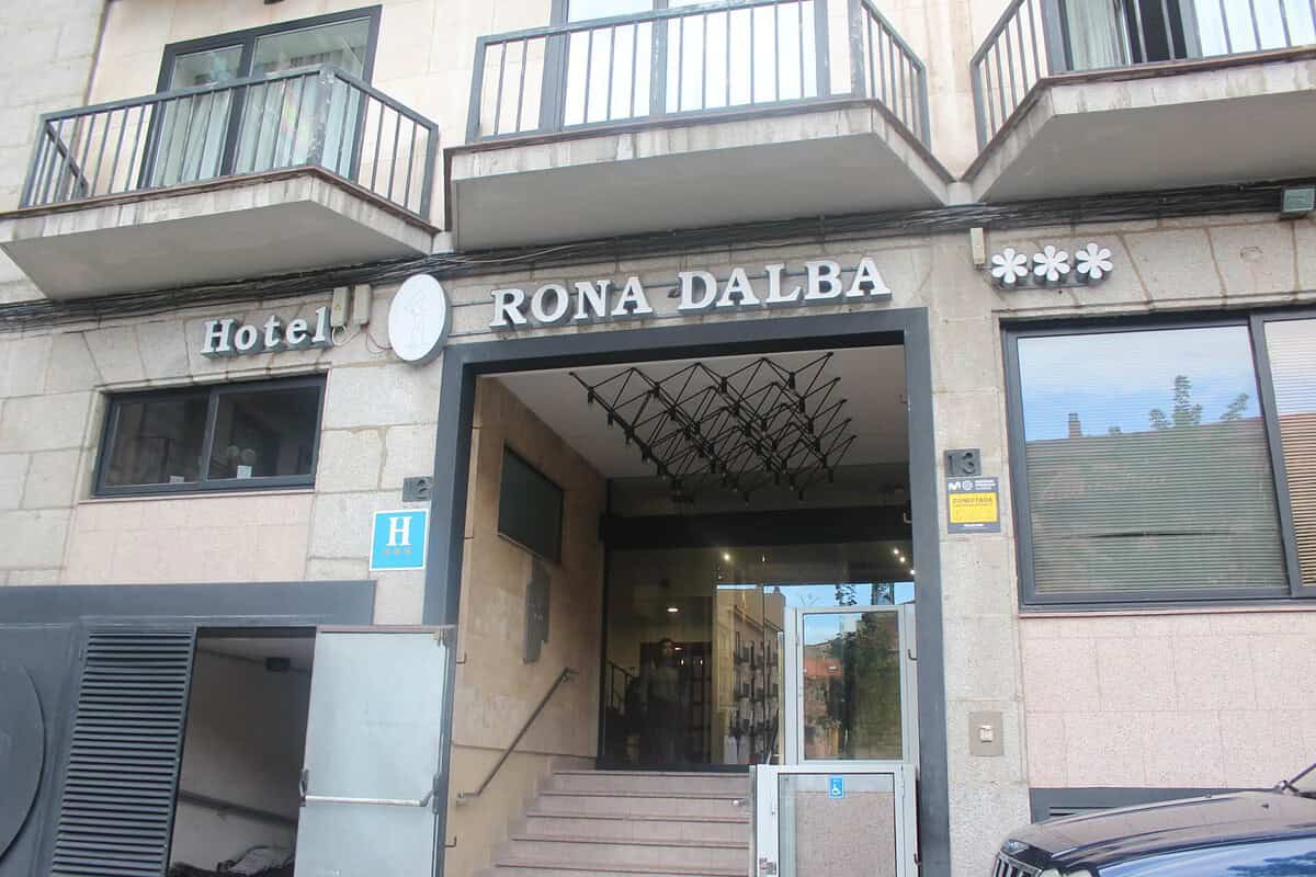 Silken Rona Dalba