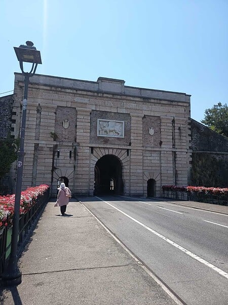 Porta Verona